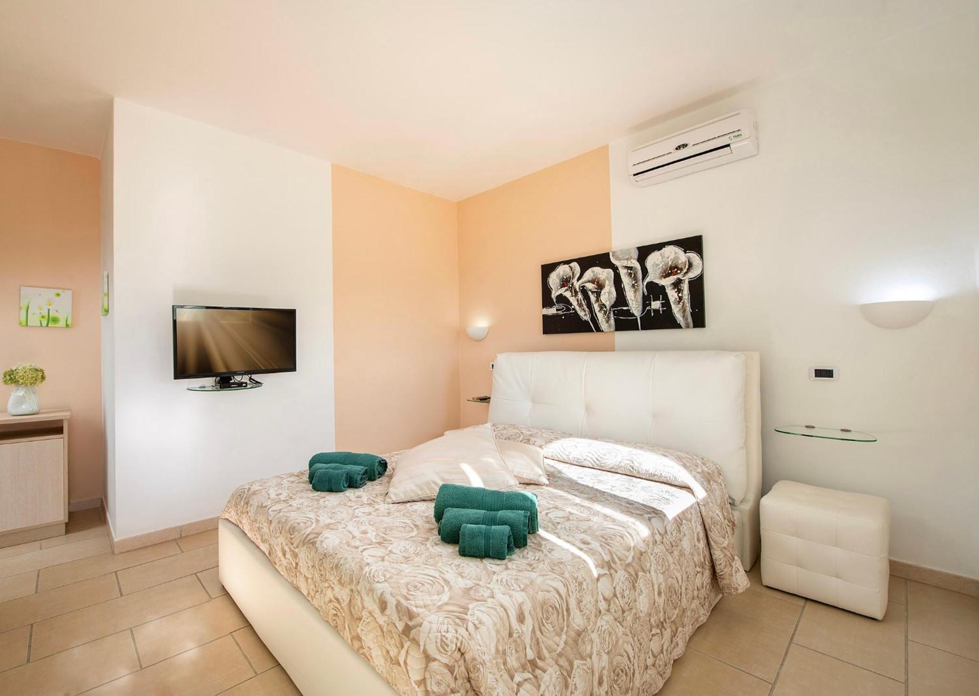 Lecallebed-Breakfast Chia Kültér fotó